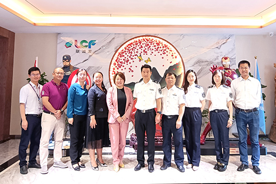 周五質(zhì)量強(qiáng)企服務(wù)日 寶安市場監(jiān)管局走進(jìn)悟空體育