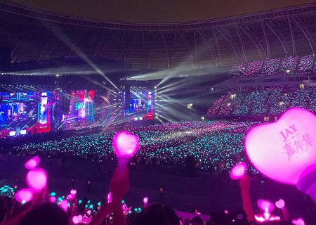 悟空體育場控?zé)晒獍魬?yīng)援棒“引爆”周杰倫天津演唱會(huì)（第二場）