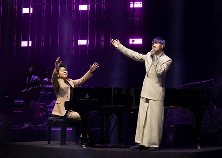 周杰倫太原演唱會(huì),悟空體育龍騰LED透明屏閃耀全場(chǎng)（第四場(chǎng)）