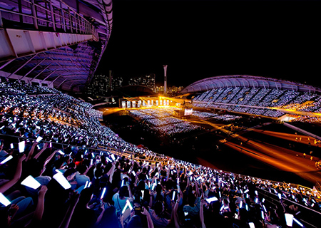 悟空體育LED透明屏助力張韶涵泉州演唱會(huì)震撼開(kāi)唱